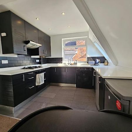 2 Bedroom Flat In Camden Лондон Екстериор снимка
