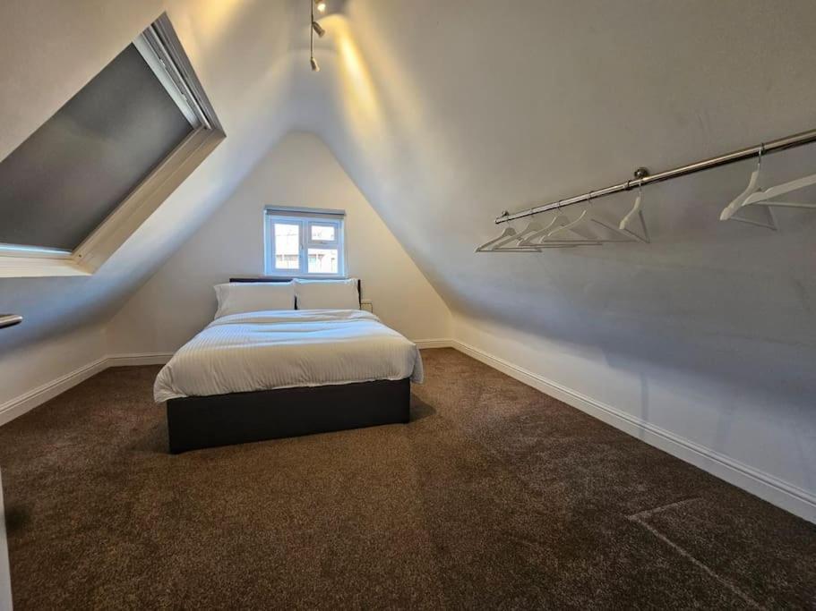 2 Bedroom Flat In Camden Лондон Екстериор снимка